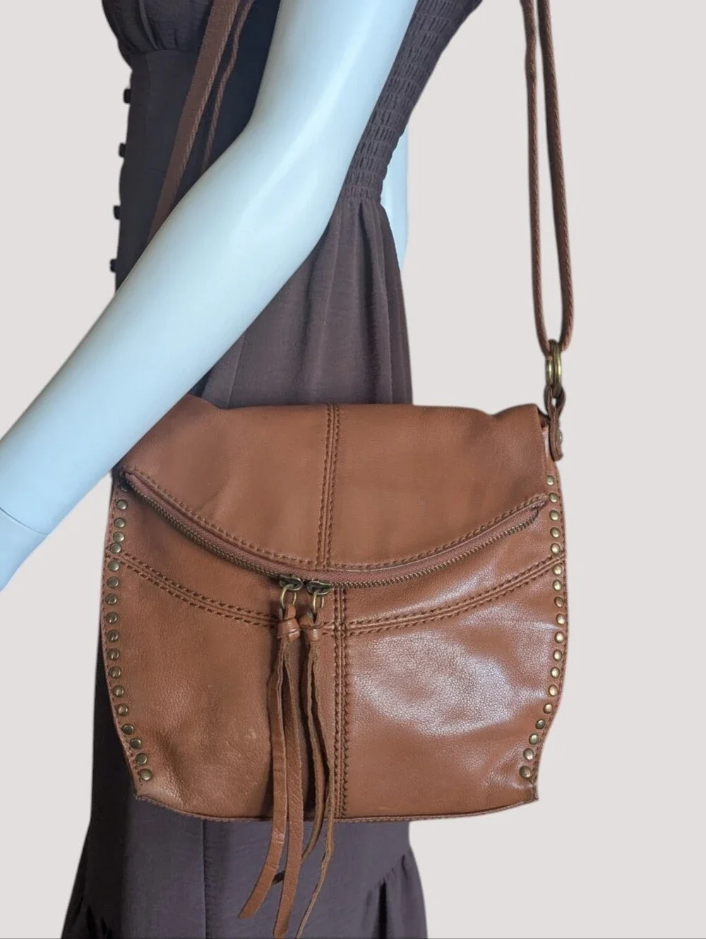 The Sak sak crossbody